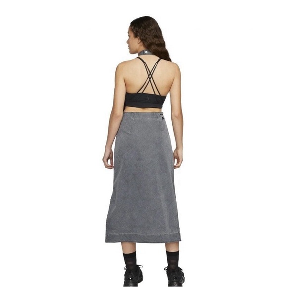 NET Nike Tech Pack Woven Apron Dress Women’s Size Large DM6502-060 - Picture 4 of 9